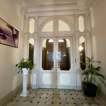 Apartment Le Regina, Palace Front De Mer