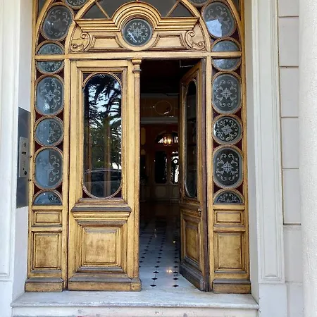 Le Regina, Palace Front De Mer * Menton